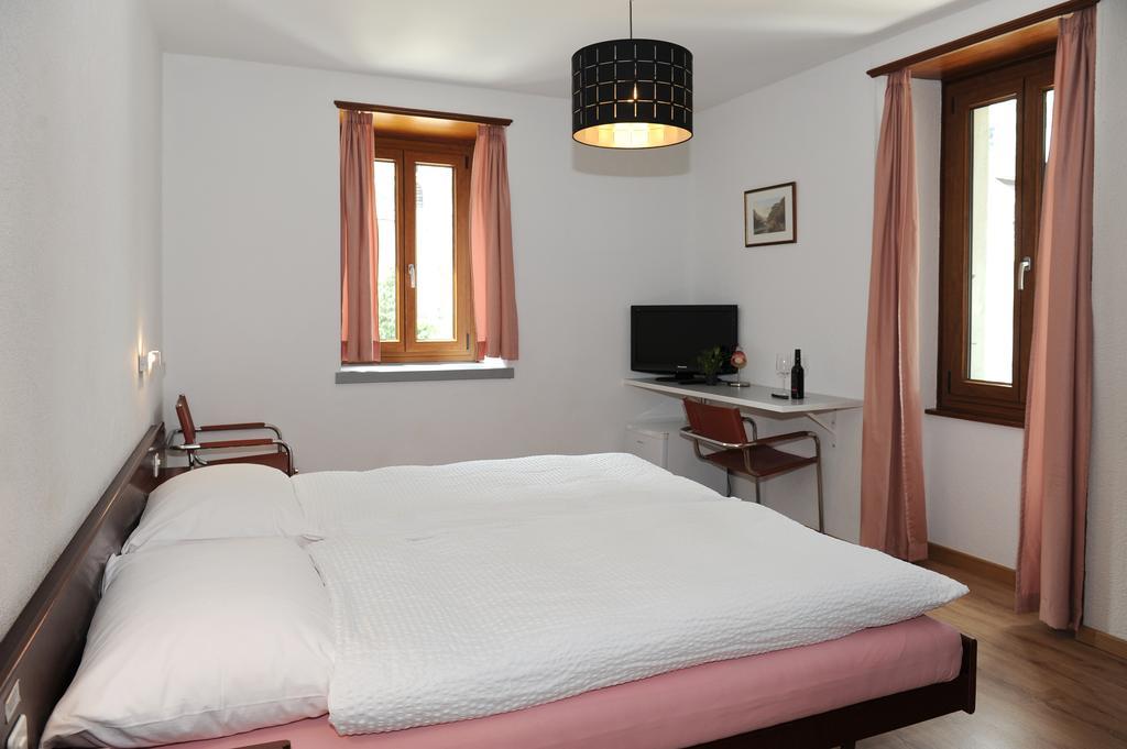 סן-מוריס La Dent-Du-Midi Hotel & Restaurant מראה חיצוני תמונה